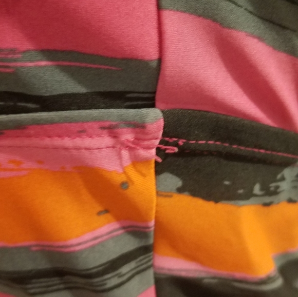 Converse swim top- size medium - Picture 8 of 13